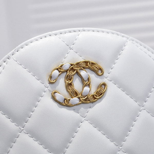 シャネルバッグ角部分ディテール